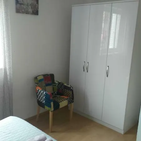 Zunic Apartment *